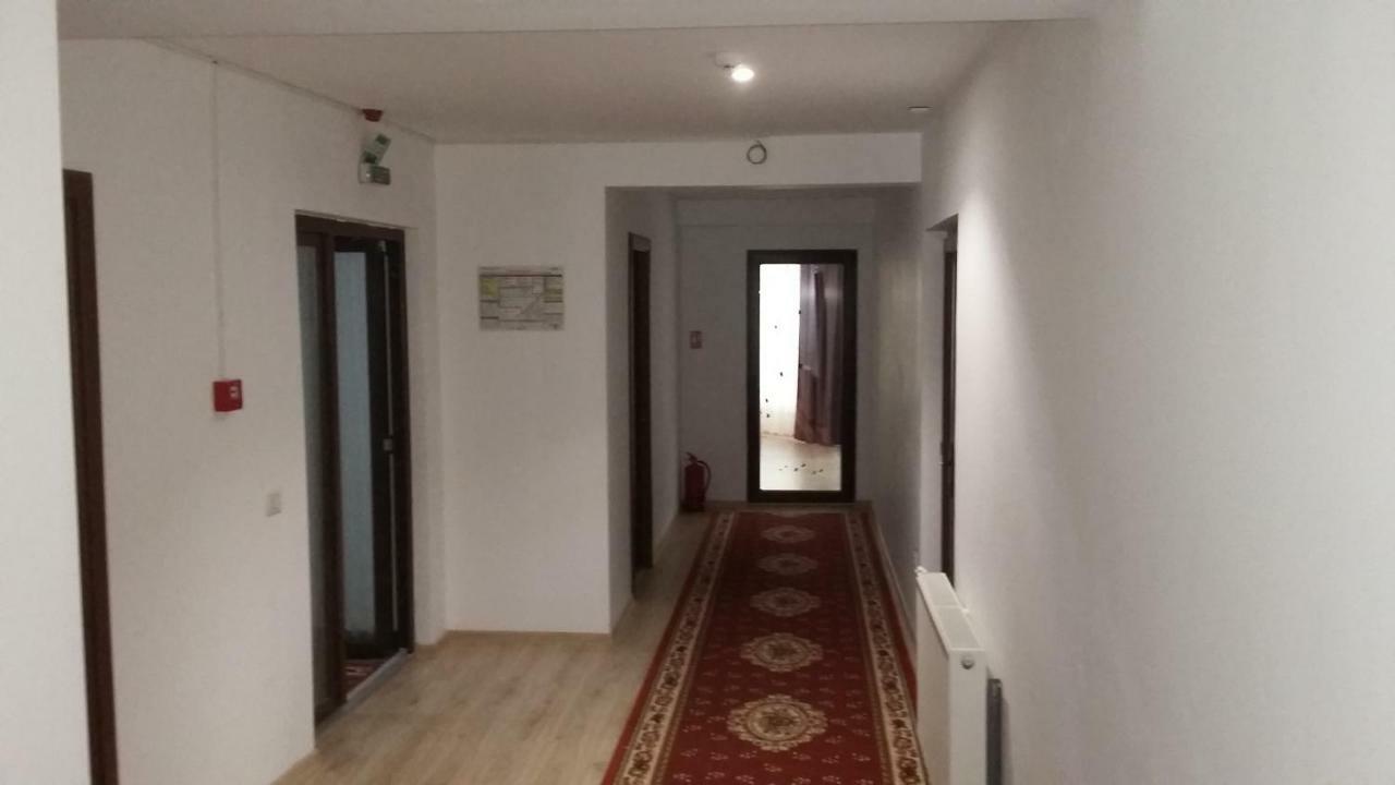 Pensiunea Poiana Soarelui Tarkő Kültér fotó